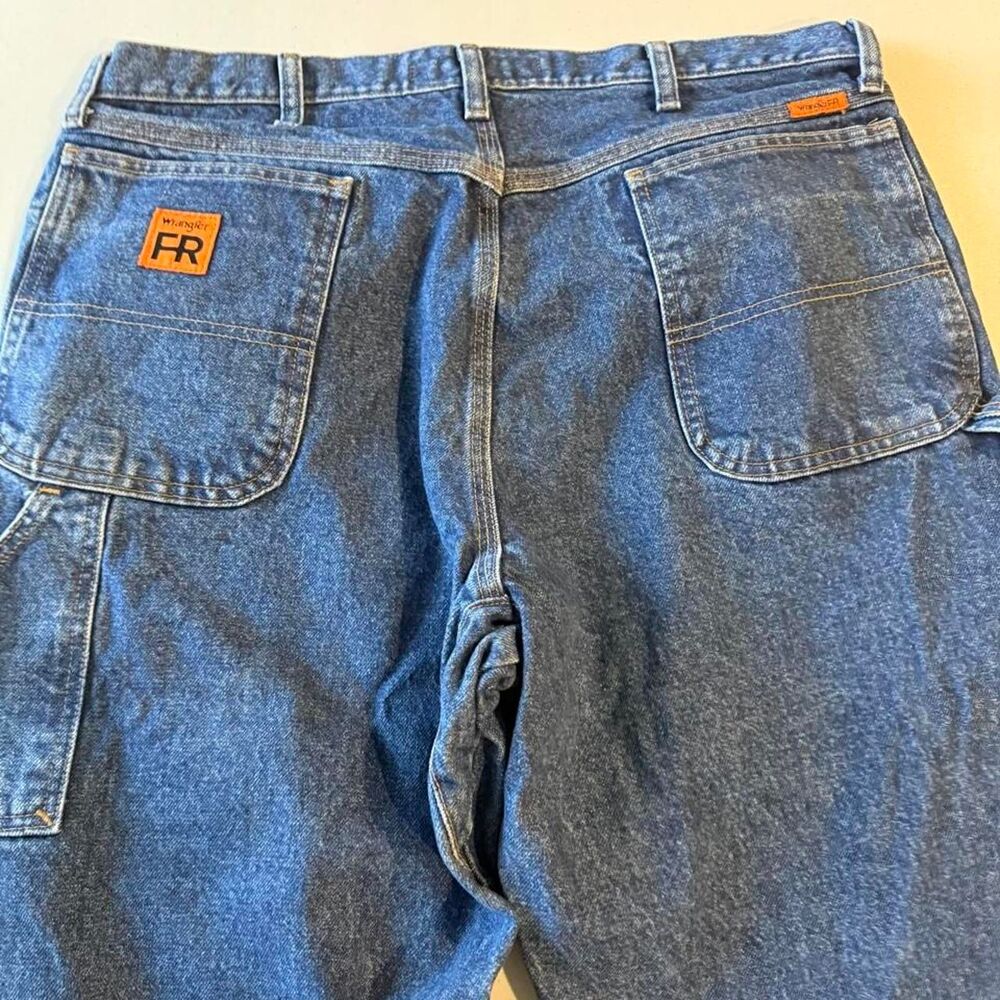 Wrangler Men's Blue and Navy Jeans